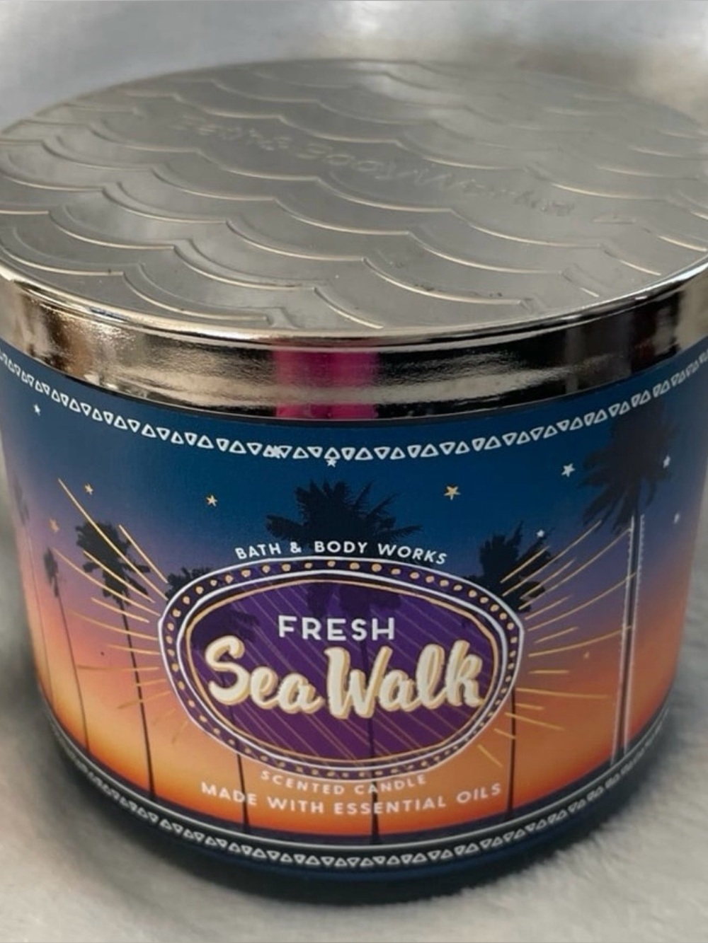 Bath & Body Works Fresh SeaWalk Scented Candle - Blue/Purple/Orange